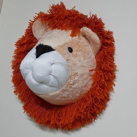 Falsa Taxidermia Cabeça de Leão