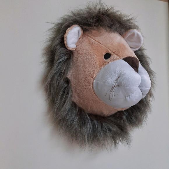 Falsa Taxidermia Leão