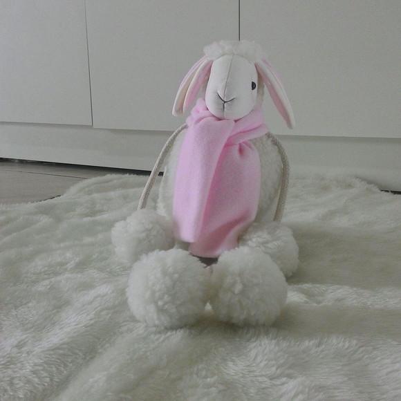 Ovelha Com Pernas De Corda Rosa