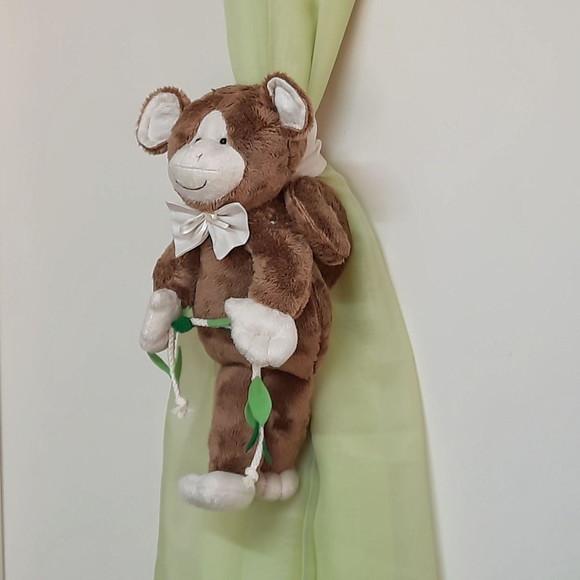 Prendedor de Cortina Macaquinho