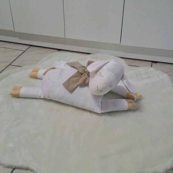 Travesseiro Ovelha Soneca Bege