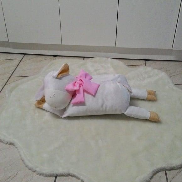 Travesseiro Ovelha Soneca Rosa
