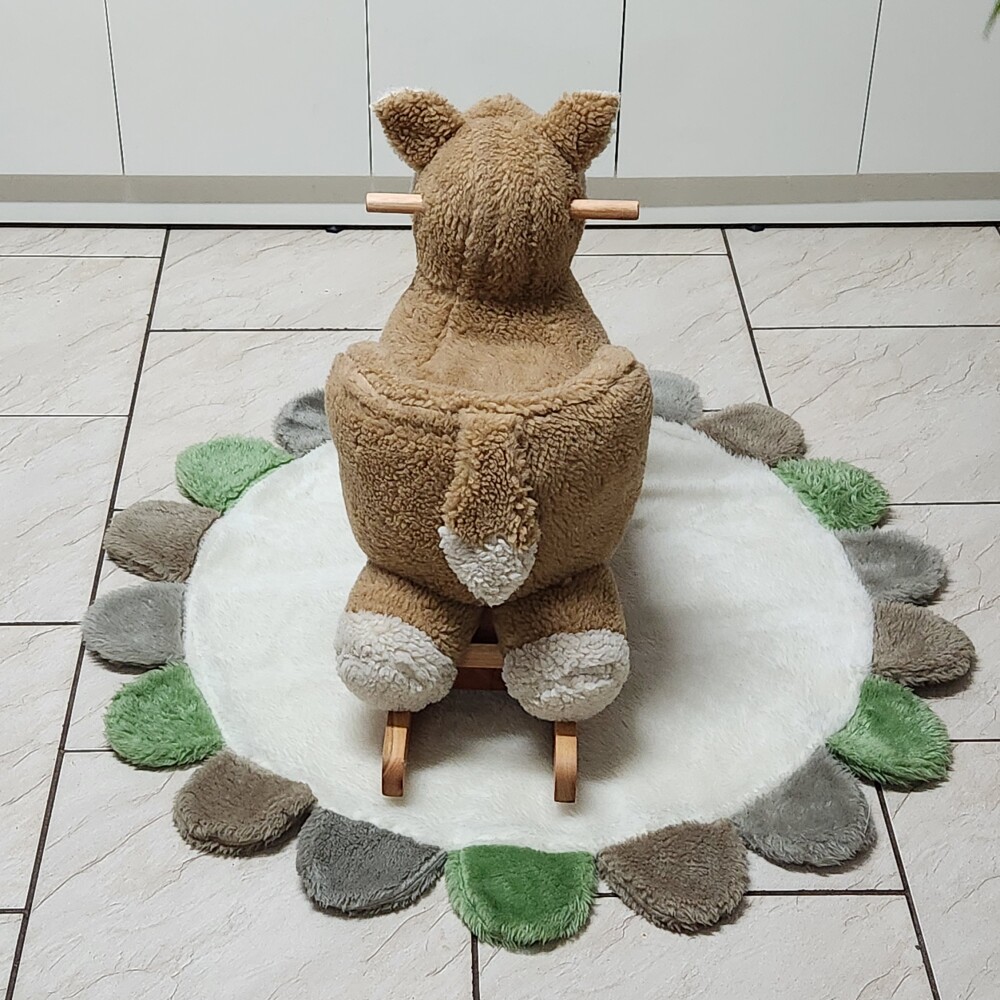 Brinquedo de balanço raposa.