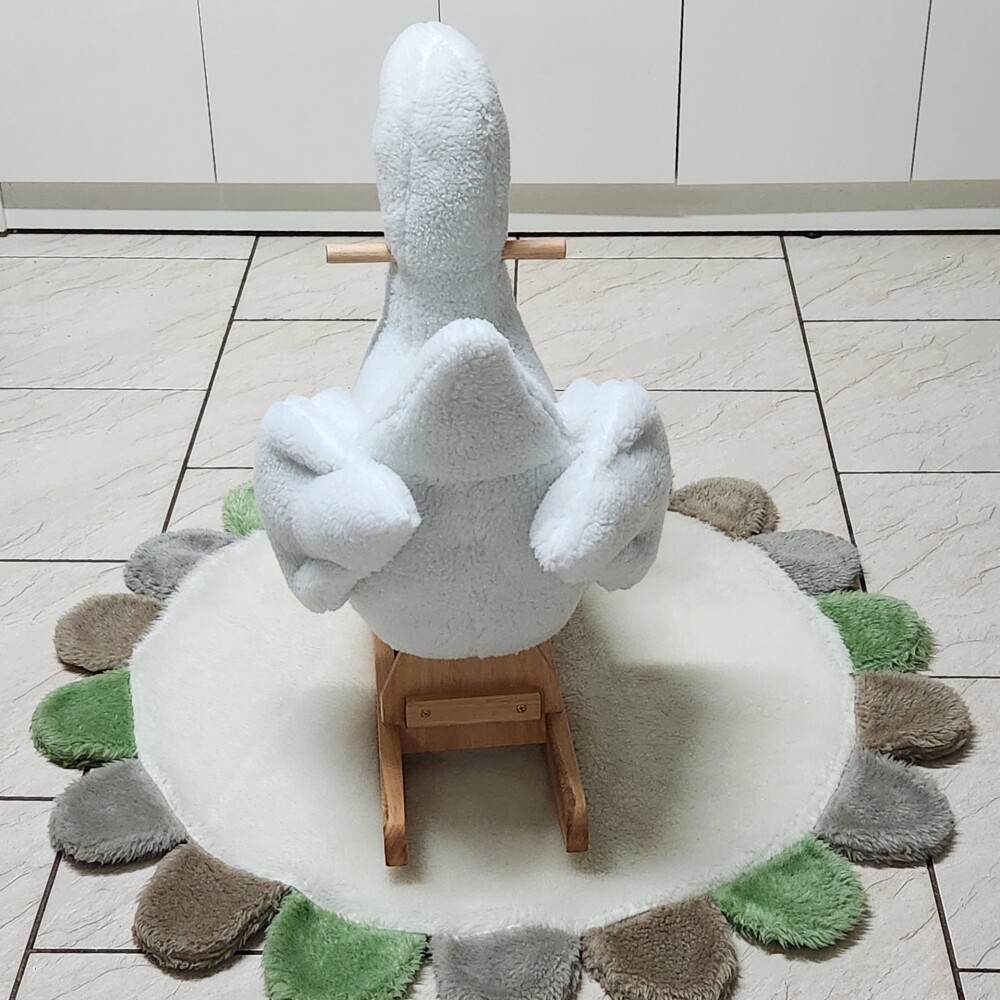 Brinquedo de balanço ganso