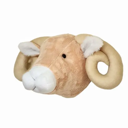 Falsa Taxidermia em Pelúcia Cabeça de Carneiro