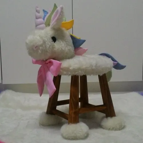 Banquinho de Unicórnio
