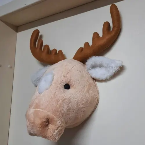 Cabeça de Alce Falsa Taxidermia.