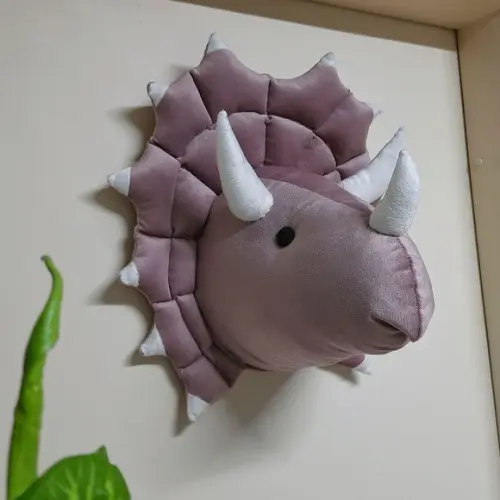 Cabeça de Dinossauro Falsa Taxidermia