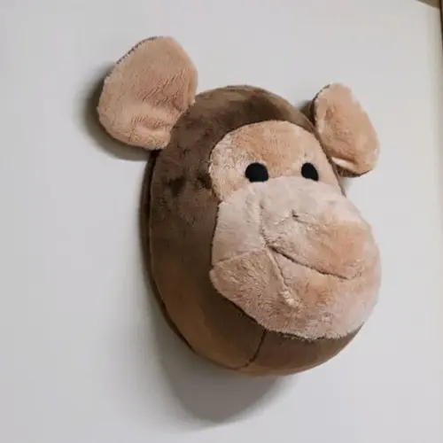 Cabeça de Macaco Falsa Taxidermia