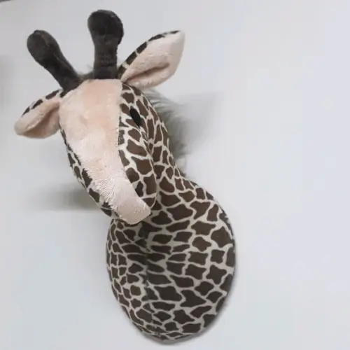 Cabeça de Girafa Falsa Taxidermia