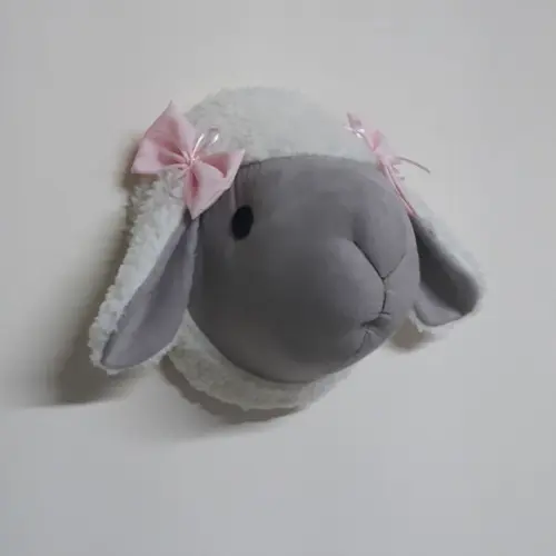 Cabeça de Ovelha Falsa Taxidermia