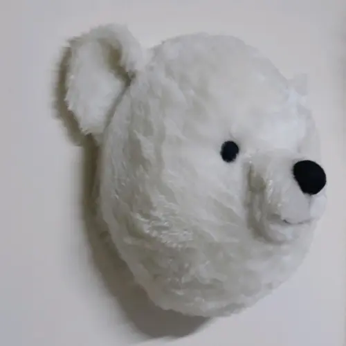 Cabeça de Urso Branco Falsa Taxidermia