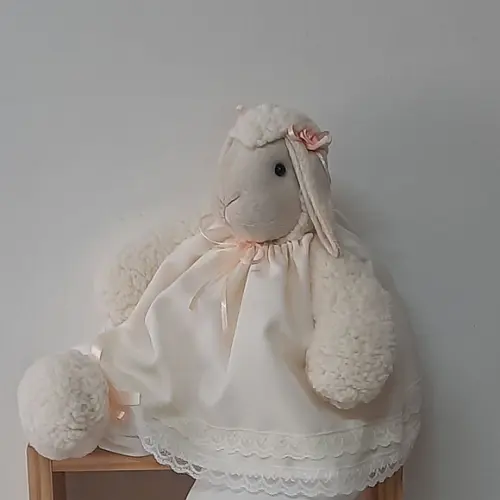 Carneirinha de Vestido