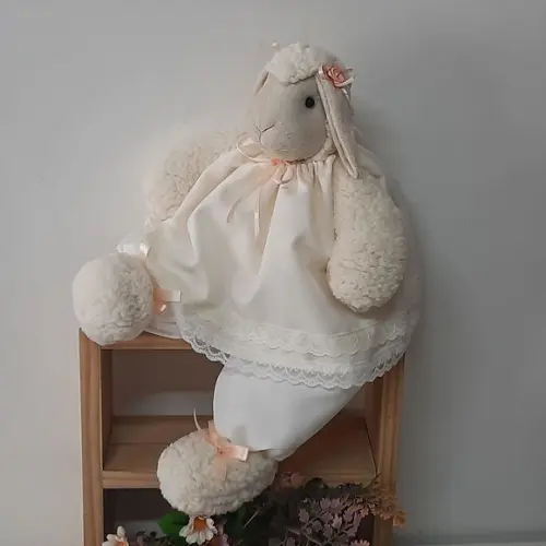 Carneirinha de Vestido