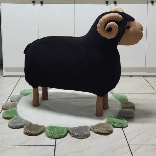 Carneiro com 75 cm