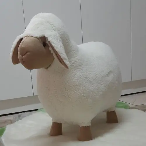 Carneiro para Decoração