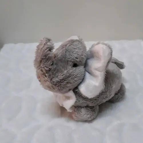 Elefante de Pelúcia