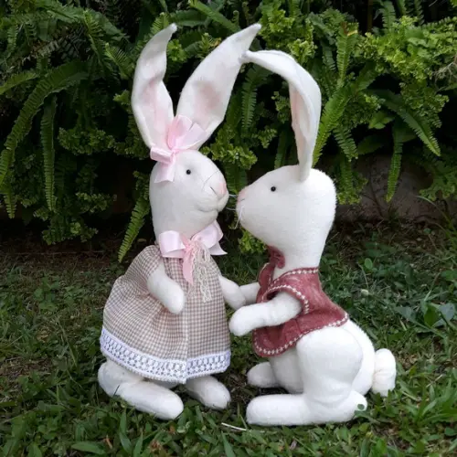 Kit Casal de Coelhos para Decoração