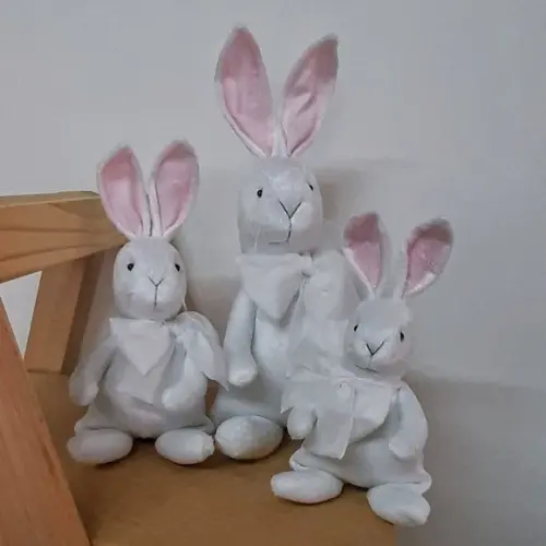 Kit Trio de Coelhos em Pelúcia
