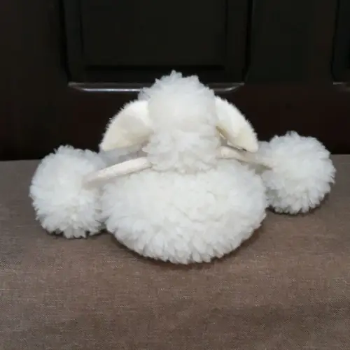 Ovelha com Pernas de Corda