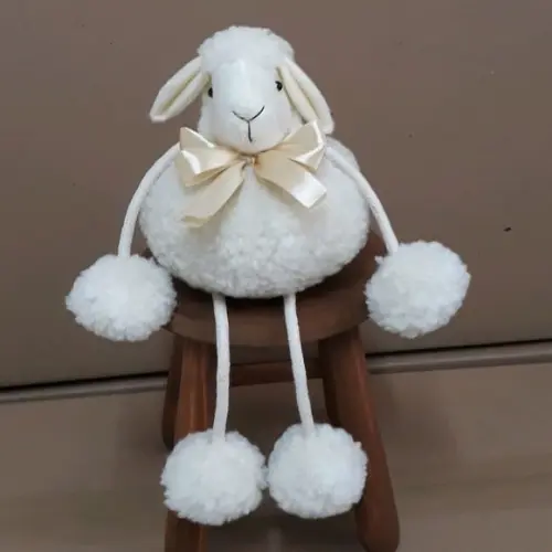 Ovelha com Pernas de Corda Média