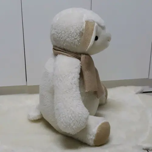 Ovelha em Pelúcia