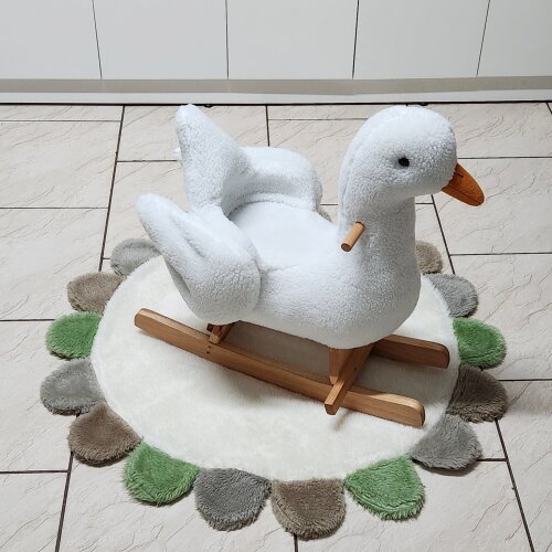 Brinquedo de balanço ganso