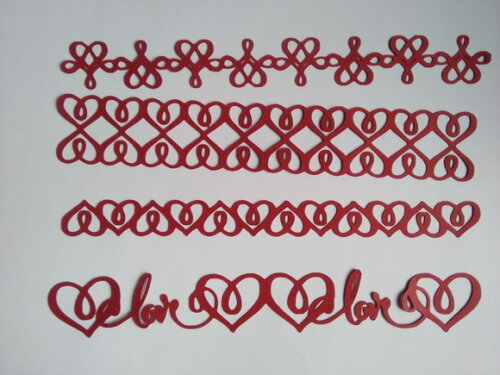 Kit com 5 Unidades de Recorte Borda Coração Personalizado