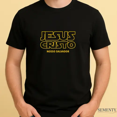 Camiseta Cristã JesusCristo Nosso Salvador – Estilo Geek com Inspiração Pop e Fé Inabalável