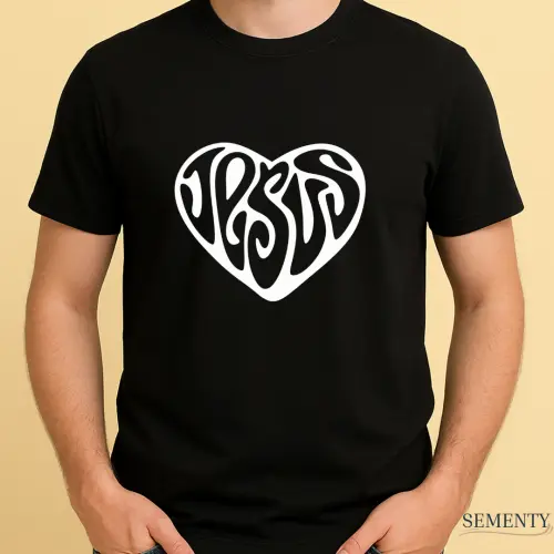 Camiseta Branca com Estampa Jesus em Forma de Coração – Fé, Amor e Estilo em Uma Única Peça