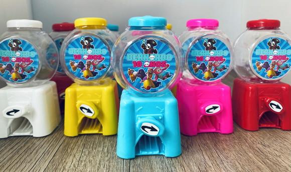 20 Lembrancinha Fall Guys Candy Machine