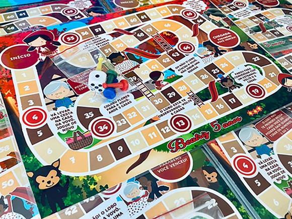 10 Jogo de Tabuleiro Personalizado Chapeuzinho Vermelho