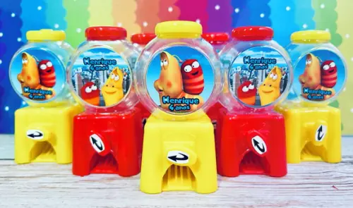 20 Lembrancinha Larvas Candy Machine