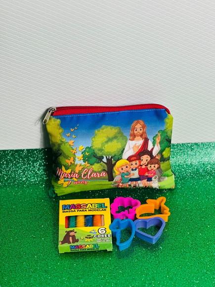 Kit Nécessaire Pers. a Bela e a Fera c/ Massinha e Cortador