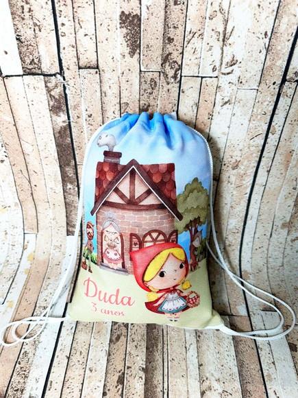 Mochilinha Personalizada Chapeuzinho Vermelho Aquarela