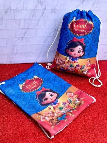 Mochilinha Personalizada Branca de Neve Cute