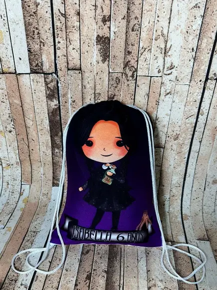 Mochilinha Personalizada Wandinha Cute