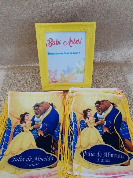 Mochilinha Personalizada a Bela e a Fera