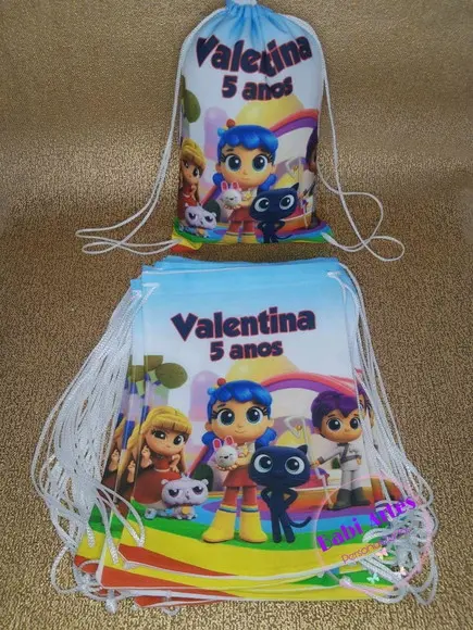 Mochilinha Personalizada Vera e o Reino do Arco Iris