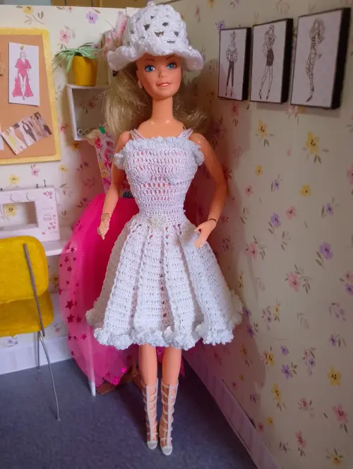 Roupas para boneca barbie