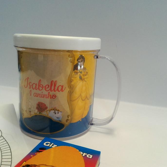Caneca com kit colorir Bela e a Fera
