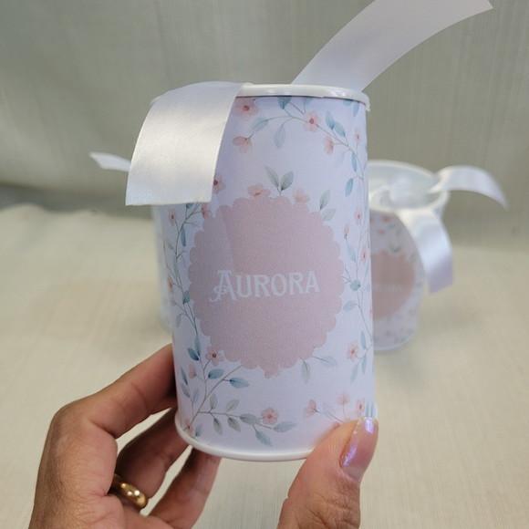 Lembrancinha Maternidade Floral Delicado - Lata 9,5x6