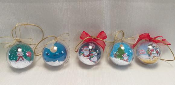 Bolinha de Natal Personalizada com Bolinhas