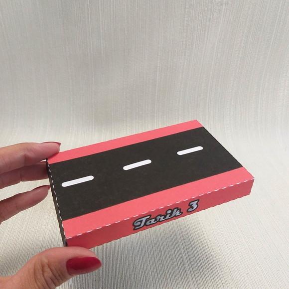 Caixa Kit Kat Pista Corrida