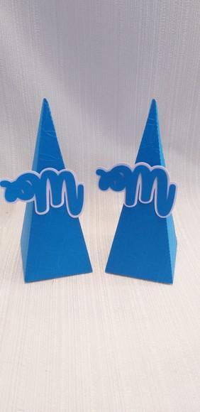 Caixa piramide azul