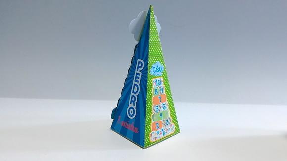 Caixa Pirâmide Brinquedos