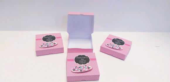 Caixa Pizza chalk