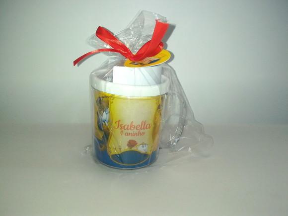Caneca a Bela e a Fera com Giz de Cera