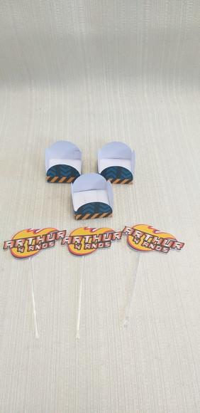 Topper com Forminhas Blaze