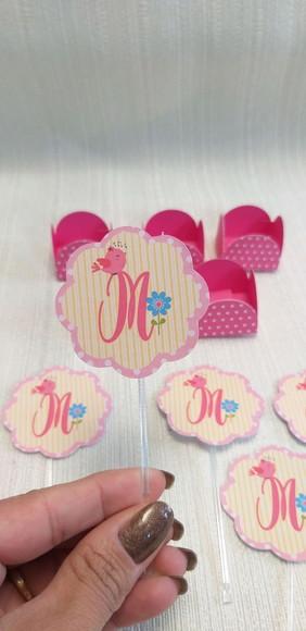 Topper com forminhas Jardim